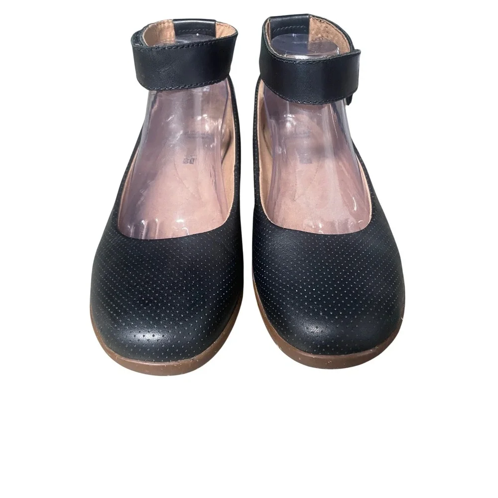 Clark's Collection Medora Nina Black Leather Flats Women's 10